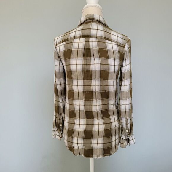 3/$15 Banana Republic Factory Soft Plaid Flannel Shirt Size XS - Picture 2 of 6